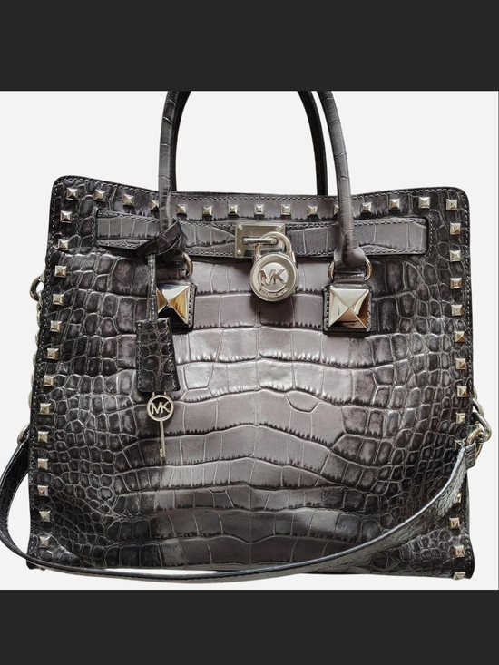 Michael Kors Handbags - 💢 Excellent Condition 💢MK Black & Gray 🩶 Croc-Embossed Stud Large Hamilton